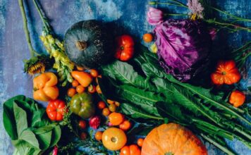Ekologiczne przepisy na dania z warzyw i owoców sezonowych