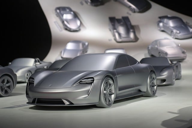 Ile kosztuje Taycan 4S? Ile kosztuje Taycan 4S?