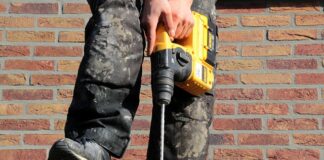 Jaki klucz udarowy pneumatyczny czy elektryczny?