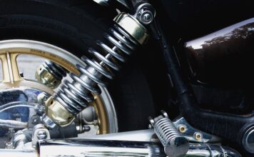 Jak dokręcić amortyzator? Jak dokręcić amortyzator?