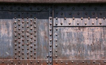 Jak zdjąć głowice?