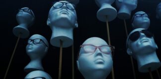 Jak przykleić styropian do sufitu w garażu?