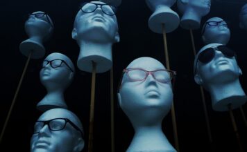 Jak przykleić styropian do sufitu w garażu? Jak przykleić styropian do sufitu w garażu?